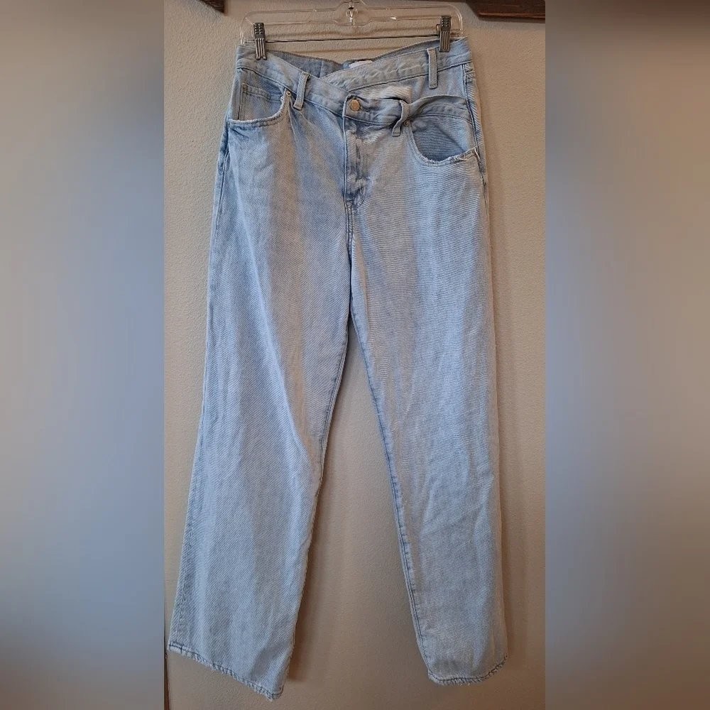 Pistola Cross Over Waist Light Wash Wide Leg Jeans Distressed Womens 29x31